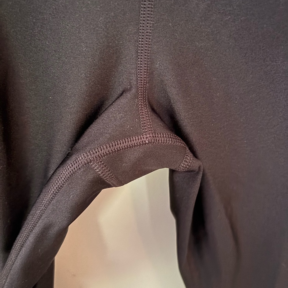 Athleta Elation Sheen Ultra High Rise leggings size M - Picture 4 of 4